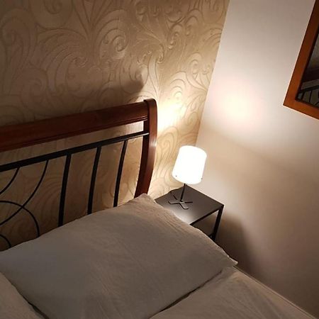 Hotel A Restaurace Pomezi Cínovec Екстериор снимка