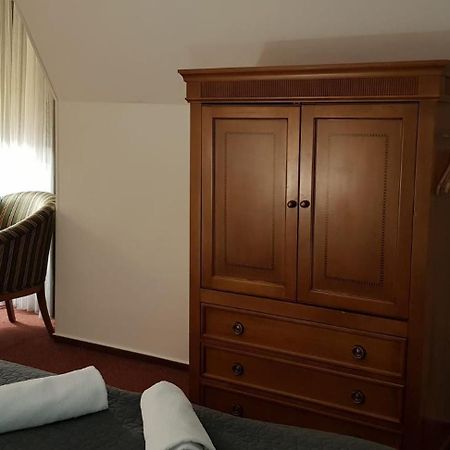 Hotel A Restaurace Pomezi Cínovec Екстериор снимка