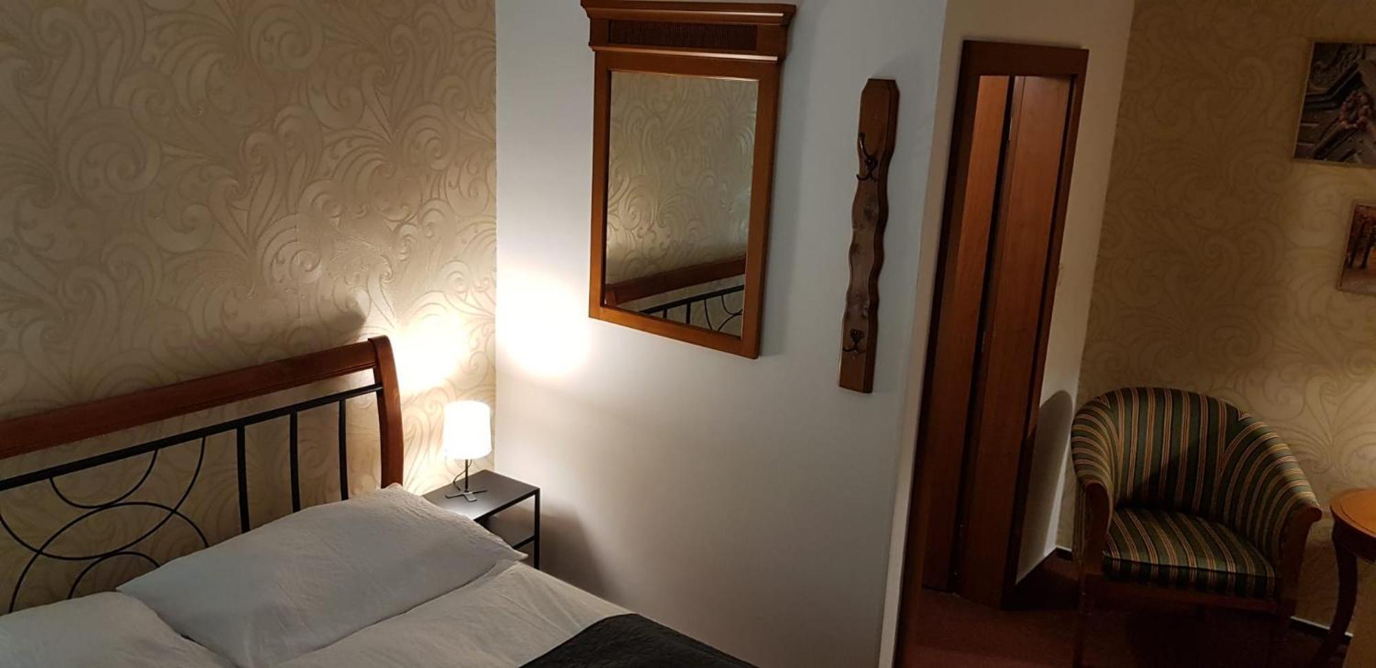 Hotel A Restaurace Pomezi Cínovec Екстериор снимка